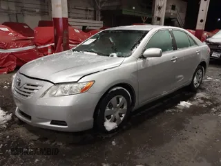 2009 Toyota Camry z VIN 4T1BE46KX9U352465, wystawiony jako IAAI lot #41518299 z przebiegiem 107 348 mil mil oraz . Historia ofert i sprzedaży dostępna na DreamBid. Obrazek 17.