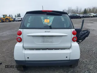 2012 Smart fortwo Pure with VIN WMEEJ3BA3CK573365, listed as a IAAI auction lot 41910721 with Not Provided miles and . Bid and sale history available at DreamBid. Image 16.