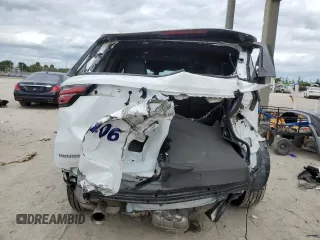 2023 Chevrolet Traverse LS z VIN 1GNERFKW3PJ256533, wystawiony jako Copart lot #81141984 z przebiegiem 12 213 mil mil oraz Szkoda całkowita • Salvage title. Historia ofert i sprzedaży dostępna na DreamBid. Obrazek 6.