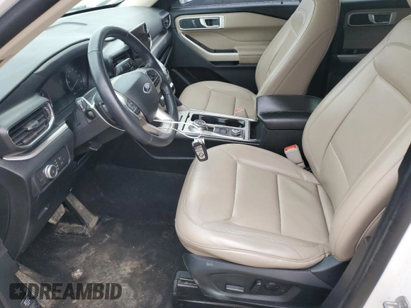 2021 Ford Explorer XLT z VIN 1FMSK8DH8MGB32529, wystawiony jako Copart lot #53563895 z przebiegiem 97 396 mil mil oraz Czysty tytuł • Clean title. Historia ofert i sprzedaży dostępna na DreamBid. Obrazek 7.