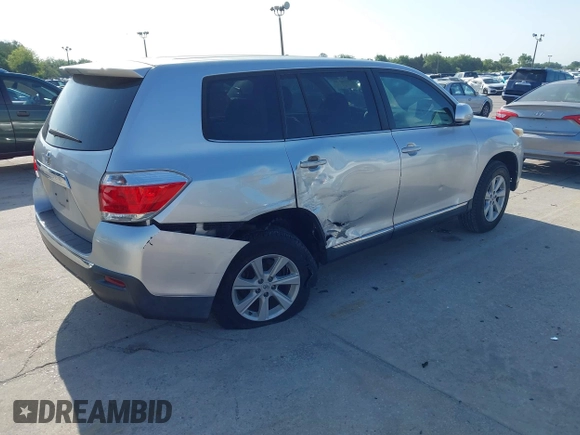 2013 Toyota Highlander with VIN 5TDZA3EHXDS031859, listed as a IAAI auction lot 41930139 with 140,920 mi miles and . Bid and sale history available at DreamBid. Image 4.