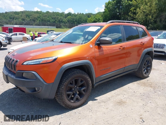 2016 Jeep Cherokee Trailhawk with VIN 1C4PJMBS6GW318035, listed as a IAAI auction lot 42652034 with 187,519 mi miles and . Bid and sale history available at DreamBid. Image 17.