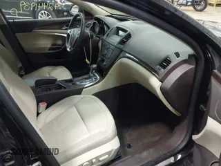 2012 Buick Regal Turbo Premium 1 z VIN 2G4GS5EV8C9145979, wystawiony jako IAAI lot #42441939 z przebiegiem 253 301 mil mil oraz . Historia ofert i sprzedaży dostępna na DreamBid. Obrazek 5.