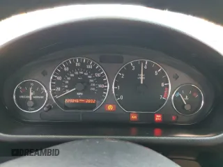 2000 BMW Z3 2.5 z VIN 4USCH9341YLF86451, wystawiony jako Copart lot #49142145 z przebiegiem 229 846 mil mil oraz Szkoda całkowita • Salvage title. Historia ofert i sprzedaży dostępna na DreamBid. Obrazek 9.