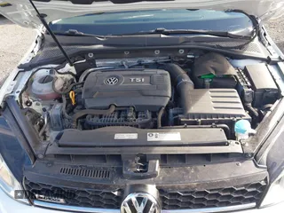2017 Volkswagen Golf S с VIN 3VWH17AU0HM525270, выставлен на аукционе IAAI как лот 40931148 с пробегом Не указан миль и . История ставок и продаж доступна на DreamBid. Изображение 10.