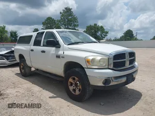 2007 Dodge 2500 SLT z VIN 1D7KS28DX7J552640, wystawiony jako IAAI lot #42440549 z przebiegiem 227 724 mil mil oraz . Historia ofert i sprzedaży dostępna na DreamBid. Obrazek 1.