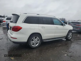 2015 Mercedes-Benz GL-Class GL 350 BlueTEC with VIN 4JGDF2EE7FA608712, listed as a Copart auction lot 45158195 with 130,219 mi miles and Salvage Title. Bid and sale history available at carsss.com. Image 3.