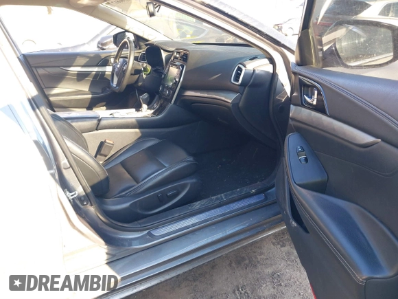 2018 Nissan Maxima SV with VIN 1N4AA6AP9JC402007, listed as a IAAI auction lot 41586817 with 145,870 mi miles. Bid and sale history available at carsss.com. Image 5.
