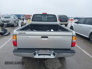 2003 Toyota Tacoma with VIN 5TEWN72N33Z191852, listed as a IAAI auction lot 41600031 with 94,483 mi miles. Bid and sale history available at carsss.com. Image 16.