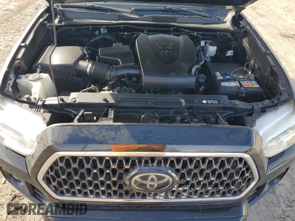 2018 Toyota Tacoma SR5 with VIN 5TFAZ5CN8JX061295, listed as a Copart auction lot 49313485 with 42,825 mi miles and Clean Title. Bid and sale history available at DreamBid. Image 11.