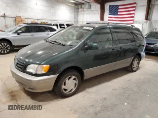 2002 Toyota Sienna LE with VIN 4T3ZF13C62U474230, listed as a Copart auction lot 52870445 with 191,887 mi miles and Non Repairable. Bid and sale history available at carsss.com. Image 1.