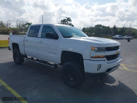 2016 Chevrolet Silverado 1500 LT with VIN 3GCUKREC3GG116107, listed as a IAAI auction lot 41490638 with 93,669 mi miles. Bid and sale history available at carsss.com. Image 1.