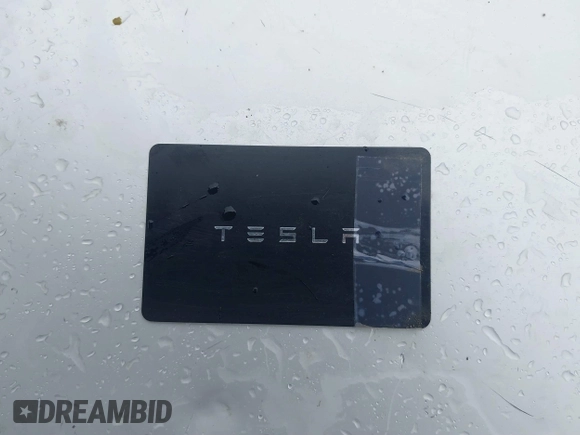 2024 Tesla Model Y Long Range z VIN 7SAYGDEEXRF230169, wystawiony jako IAAI lot #41723049 z przebiegiem Nie podano mil oraz . Historia ofert i sprzedaży dostępna na DreamBid. Obrazek 11.