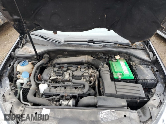 2010 Volkswagen Golf GTI with VIN WVWGV7AJ3AW236043, listed as a Copart auction lot 82016684 with 96,144 mi miles and Salvage title. Bid and sale history available at DreamBid. Image 11.