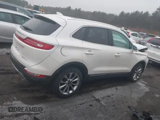 2018 Lincoln MKC Select with VIN 5LMCJ2D95JUL08427, listed as a IAAI auction lot 41836124 with 36,882 mi miles and . Bid and sale history available at DreamBid. Image 13.