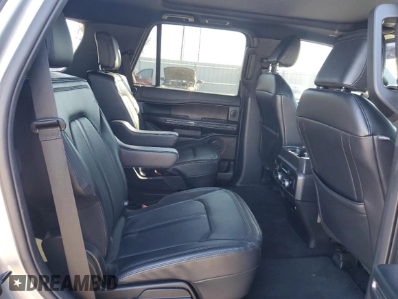 2021 Ford Expedition Limited с VIN 1FMJU1KT1MEA86641, выставлен на аукционе Copart как лот 79850364 с пробегом 70 027 миль миль и Списание • Salvage title. История ставок и продаж доступна на DreamBid. Изображение 11.