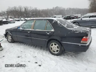 1999 Mercedes-Benz S-Class with VIN WDBGA43G5XA432341, listed as a Copart auction lot 43944135 with 0 mi miles and Salvage Title. Bid and sale history available at carsss.com. Image 2.