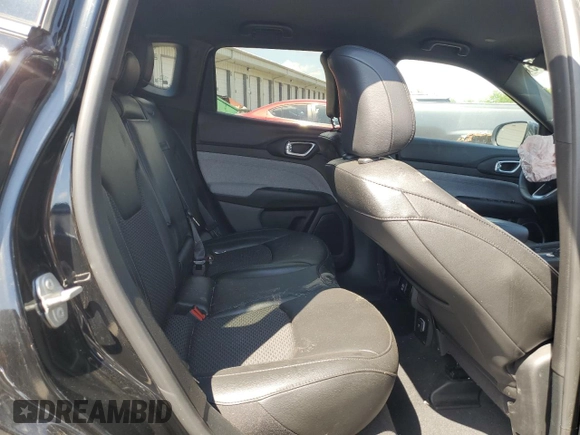 2024 Jeep Compass Latitude with VIN 3C4NJDBN2RT605382, listed as a Copart auction lot 64115305 with 35,562 mi miles and Salvage title. Bid and sale history available at DreamBid. Image 10.