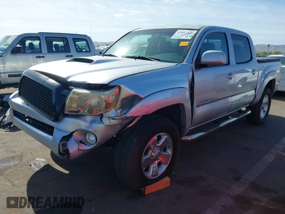 2007 Toyota Tacoma PreRunner with VIN 5TEJU62N27Z370963, listed as a IAAI auction lot 42057558 with 192,041 mi miles. Bid and sale history available at carsss.com. Image 2.