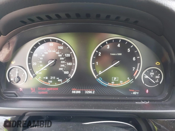 2014 BMW 5 Series 528i xDrive with VIN WBA5A7C52ED616976, listed as a IAAI auction lot 42067334 with 98,286 mi miles and . Bid and sale history available at DreamBid. Image 7.