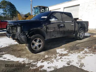 2008 GMC Sierra Denali z VIN 2GTEK638781258780, wystawiony jako Copart lot #88788805 z przebiegiem 244 318 mil mil oraz Szkoda całkowita • Salvage title. Historia ofert i sprzedaży dostępna na DreamBid. Obrazek 1.