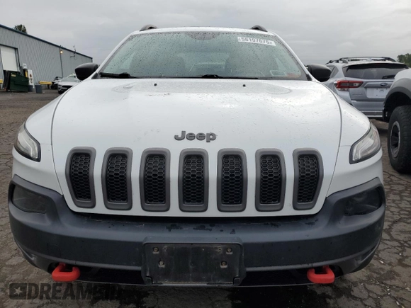 2014 Jeep Cherokee Trailhawk with VIN 1C4PJMBS8EW156633, listed as a Copart auction lot 58197675 with 133,029 mi miles and Clean title. Bid and sale history available at DreamBid. Image 5.