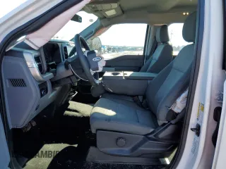 2024 Ford Super Duty F-250 SRW XL with VIN 1FT8W2BA6RED50333, listed as a Copart auction lot 88048865 with 19,521 mi miles and Salvage Title. Bid and sale history available at carsss.com. Image 7.