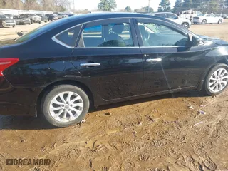 2019 Nissan Sentra SR with VIN 3N1AB7AP8KY272486, listed as a IAAI auction lot 41784415 with 56,058 mi miles. Bid and sale history available at carsss.com. Image 8.