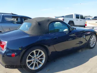 2006 BMW Z4 3.0i with VIN 4USBU33526LW58409, listed as a IAAI auction lot 42241927 with 126,347 mi miles and . Bid and sale history available at DreamBid. Image 14.