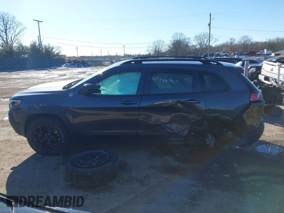 2022 Jeep Cherokee Trailhawk with VIN 1C4PJMBX9ND522235, listed as a IAAI auction lot 41738257 with 24,911 mi miles and . Bid and sale history available at DreamBid. Image 15.