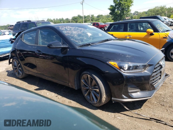 2021 Hyundai Veloster 2.0 Premium with VIN KMHTG6AF0MU032214, listed as a Copart auction lot 59066174 with 31,452 mi miles and Salvage Title. Bid and sale history available at carsss.com. Image 4.