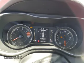 2020 Jeep Cherokee Latitude z VIN 1C4PJMCB0LD580007, wystawiony jako Copart lot #57676205 z przebiegiem 159 132 mil mil oraz Czysty tytuł • Clean title. Historia ofert i sprzedaży dostępna na DreamBid. Obrazek 9.