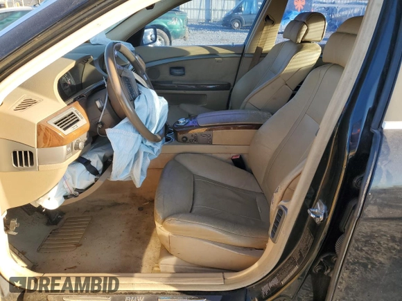 2003 BMW 7 Series 745Li with VIN WBAGN63453DS45114, listed as a Copart auction lot 82700834 with 182,998 mi miles and Salvage Title. Bid and sale history available at carsss.com. Image 7.
