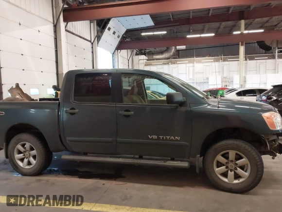 2014 Nissan Titan S with VIN 1N6AA0EC1EN506240, listed as a IAAI auction lot 40995055 with 64,599 mi miles and . Bid and sale history available at DreamBid. Image 14.