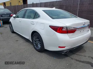 2018 Lexus ES 350 z VIN 58ABK1GG2JU109943, wystawiony jako IAAI lot #42356109 z przebiegiem 14 143 mil mil oraz . Historia ofert i sprzedaży dostępna na DreamBid. Obrazek 3.