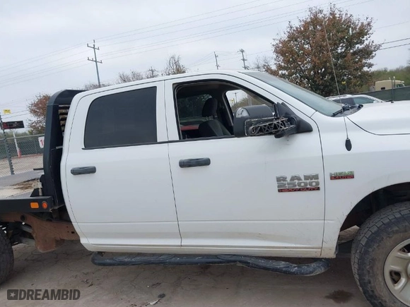 2018 Ram 2500 Tradesman with VIN 3C6UR5HJXJG293850, listed as a IAAI auction lot 41521600 with 151,477 mi miles. Bid and sale history available at carsss.com. Image 13.
