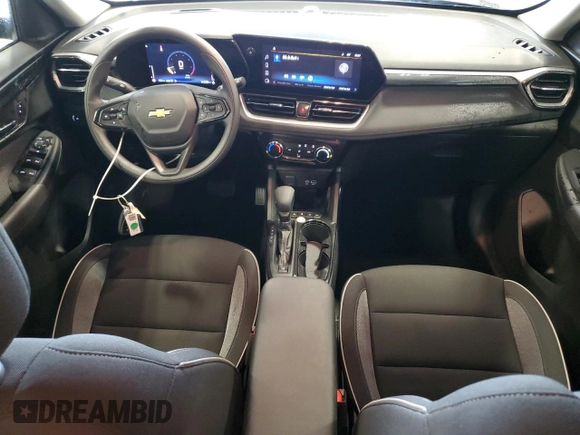 2025 Chevrolet TrailBlazer LT with VIN KL79MRSL5SB041980, listed as a Copart auction lot 54159435 with 14,338 mi miles and Clean Title. Bid and sale history available at DreamBid. Image 8.