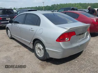 2006 Honda Civic z VIN JHMFA36236S020224, wystawiony jako IAAI lot #42152266 z przebiegiem 206 297 mil mil oraz . Historia ofert i sprzedaży dostępna na DreamBid. Obrazek 3.