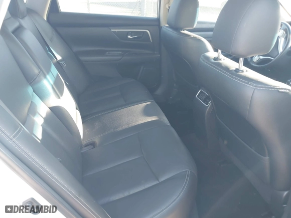 2018 Nissan Altima 2.5 SL with VIN 1N4AL3AP5JC171504, listed as a IAAI auction lot 41631839 with 70,638 mi miles. Bid and sale history available at carsss.com. Image 8.