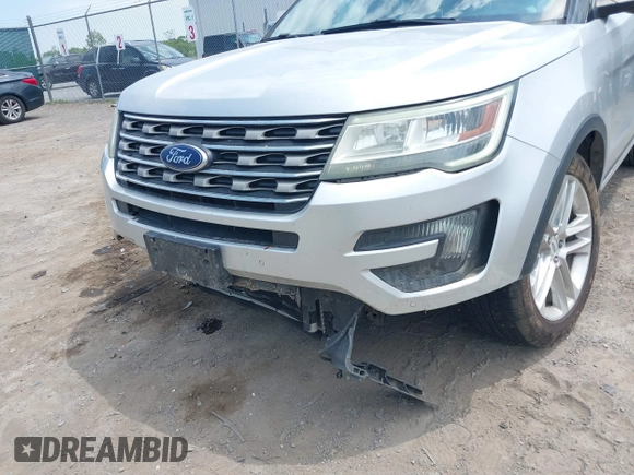 2016 Ford Explorer XLT z VIN 1FM5K8D84GGA63677, wystawiony jako IAAI lot #39649393 z przebiegiem 118 962 mil mil oraz . Historia ofert i sprzedaży dostępna na DreamBid. Obrazek 6.