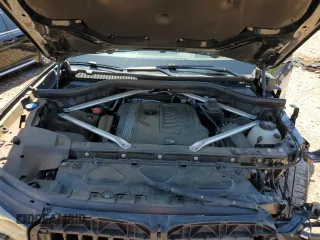2022 BMW X7 xDrive40i z VIN 5UXCW2C02N9N07423, wystawiony jako Copart lot #51955365 z przebiegiem 60 268 mil mil oraz Szkoda całkowita • Salvage title. Historia ofert i sprzedaży dostępna na DreamBid. Obrazek 12.