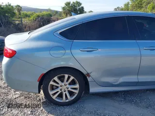 2015 Chrysler 200 Limited with VIN 1C3CCCAB9FN652573, listed as a IAAI auction lot 42073153 with 186,116 mi miles. Bid and sale history available at carsss.com. Image 13.
