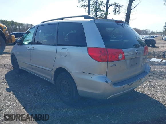 2007 Toyota Sienna CE with VIN 5TDZK23C67S096954, listed as a IAAI auction lot 41853962 with 185,852 mi miles. Bid and sale history available at carsss.com. Image 6.