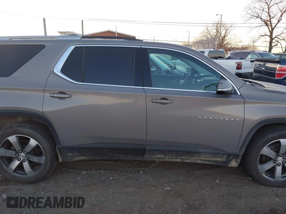2018 Chevrolet Traverse LT Leather with VIN 1GNEVHKW6JJ209186, listed as a IAAI auction lot 41019375 with 112,467 mi miles. Bid and sale history available at carsss.com. Image 13.