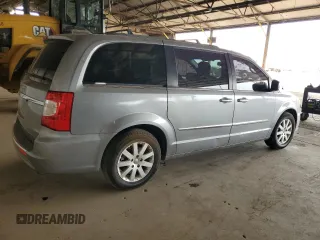 2013 Chrysler Town & Country Touring z VIN 2C4RC1BG9DR779036, wystawiony jako Copart lot #59039625 z przebiegiem 117 631 mil mil oraz Tytuł czysty. Historia ofert i sprzedaży dostępna na DreamBid. Obrazek 3.