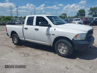 2016 Ram 1500 Express z VIN 1C6RR7FT8GS166537, wystawiony jako IAAI lot #42563310 z przebiegiem 292 444 mil mil oraz . Historia ofert i sprzedaży dostępna na DreamBid. Obrazek 1.