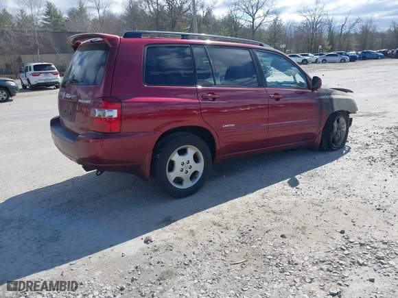 2007 Toyota Highlander w/3rd Row with VIN JTEEP21A170228132, listed as a IAAI auction lot 41900827 with 257,410 mi miles. Bid and sale history available at carsss.com. Image 4.