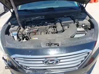 2016 Hyundai Sonata SE with VIN 5NPE24AF6GH275945, listed as a IAAI auction lot 42006239 with Not Provided miles and . Bid and sale history available at carsss.com. Image 10.