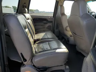 2003 Ford Excursion Limited with VIN 1FMNU43S73EB24882, listed as a Copart auction lot 51680505 with 214,795 mi miles and Salvage Title. Bid and sale history available at DreamBid. Image 11.