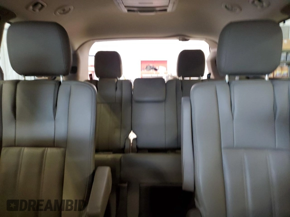 2015 Chrysler Town & Country Touring-L with VIN 2C4RC1CG1FR674900, listed as a Copart auction lot 53562085 with 99,030 mi miles and Clean Title. Bid and sale history available at carsss.com. Image 10.